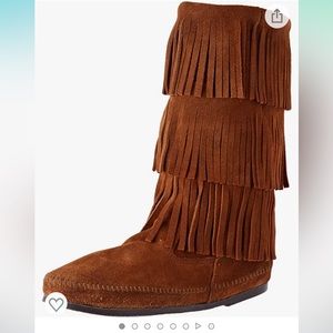 Minnetonka Womens Boots (size 8)